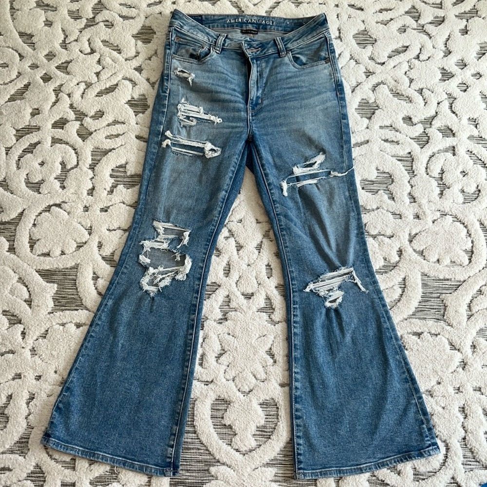 American Eagle Flare leg super high rise jeans 8 short
